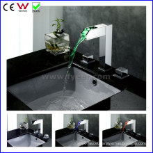 China High Quality Double Handle Brass LED Basin Tap (FD15110F)